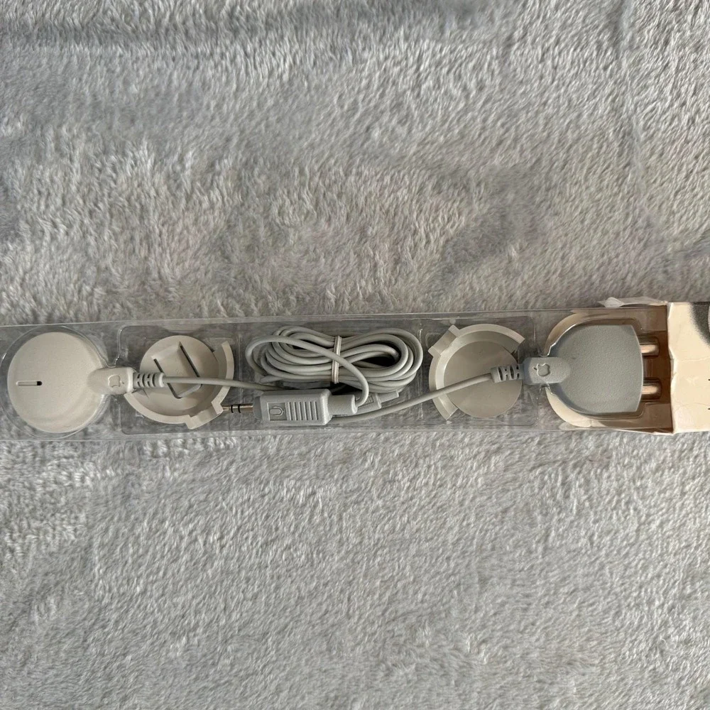 Vintage‎ Apple Macintosh Microphone M9060 – New in Box – 1990s – Rare